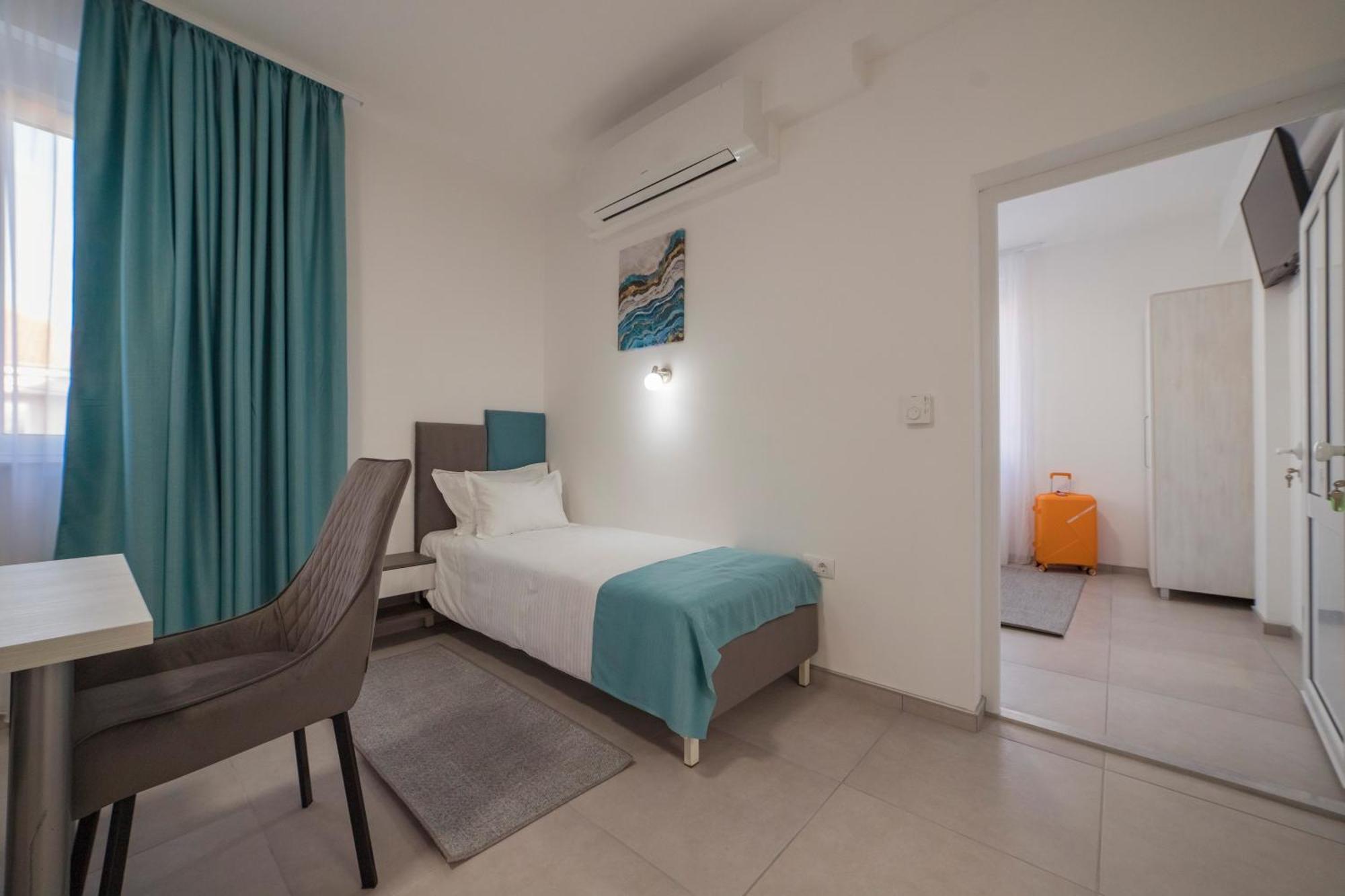 As Apartmani Pirot Luaran gambar